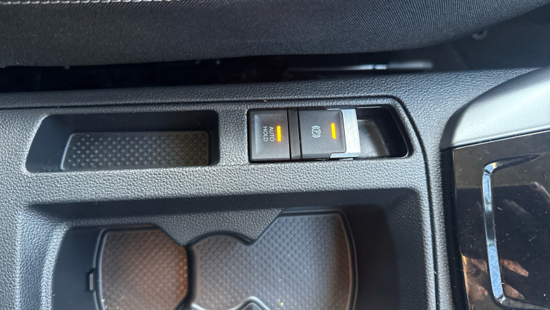 Volkswagen T-Roc 1.0 TSI Life 5dr Petrol Hatchback